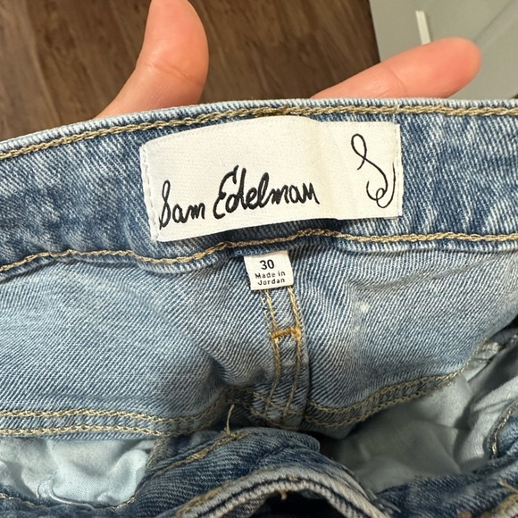 Sam Edelman straight-leg blues with a classic worn look - Picture 6 of 8